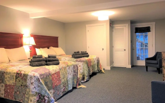 Abalonia Inn