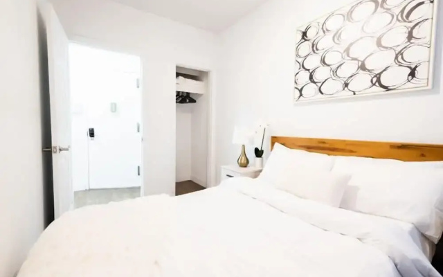 1435 UES Apartment