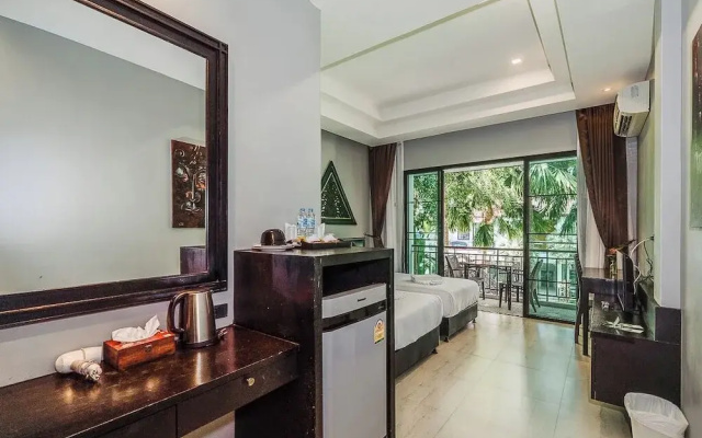 Coco Paradiso Phuket Hotel