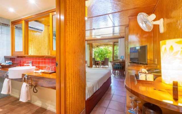 Sanctuary Rarotonga-On the beach - Adults Only