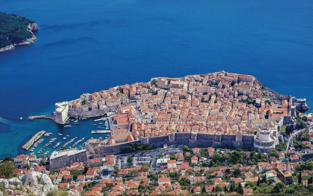 Nice Apartment in Mlini With Wifi and 1 Bedrooms