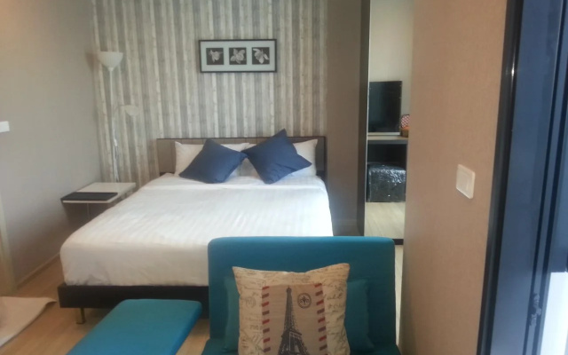 The Base Rama 9 Hotel by Ricco