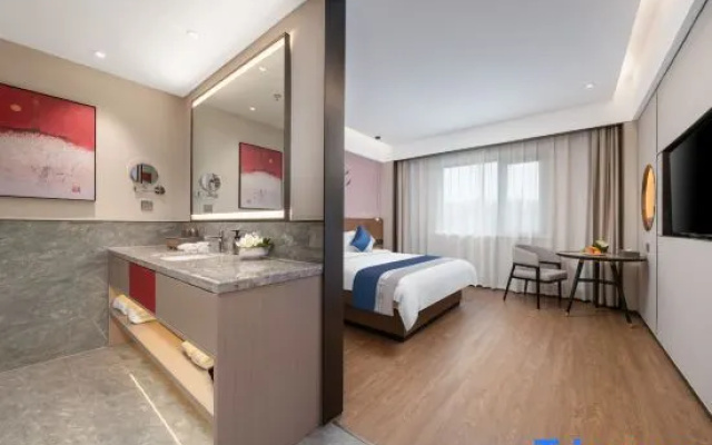 Suzhou Longdeng Bamboo Hotel (Sucheng Shiyizhong Tongji Campus)