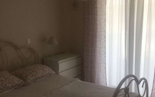 Апартаменты Cozy Apartment on the beach line Ситония комната для гостей