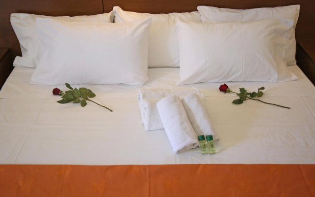 Elysee Hotel
