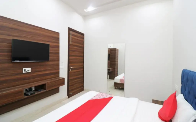 Savoy Guest House by OYO Rooms