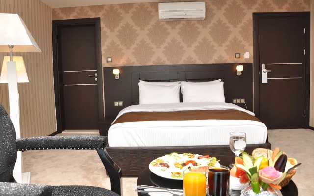 Grand Asos Hotel