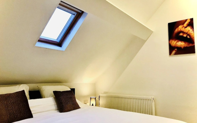 Chic Holiday Home in Nieuwpoort With Whirlpool