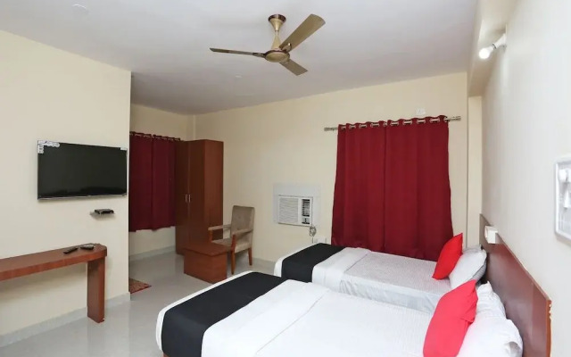 Ekamra Inn by OYO Rooms