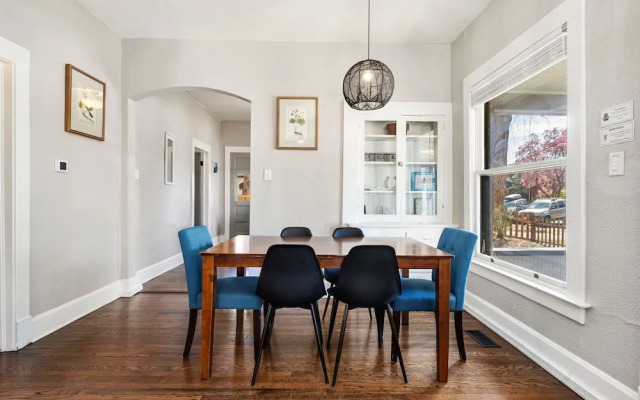 Historical Bungalow Near Csu & Old Town!