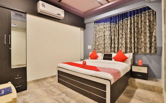 OYO 12182 Hotel Shekhawat Palace