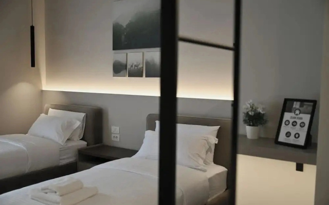 Cosmos Luxury Studio Suites