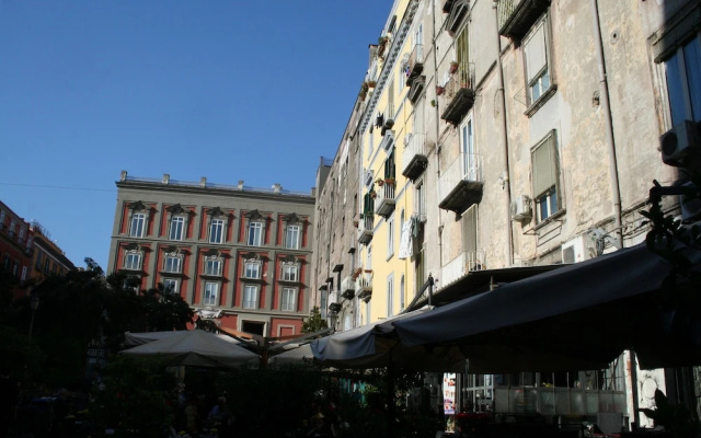 Room 23 in the city center by Wonderful Italy