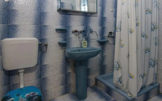 Awesome Home in Postup With Wifi and 5 Bedrooms