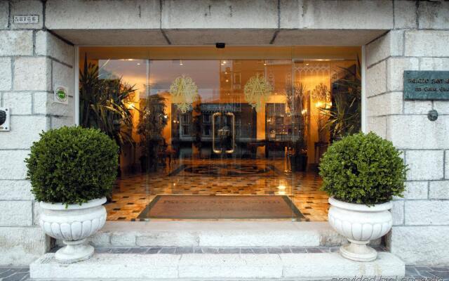 Отель Sina Palazzo Sant'Angelo вид на фасад