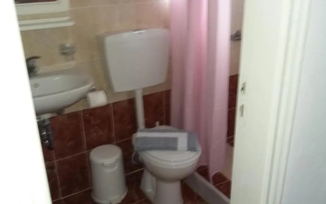 5bedroom villa in perissa beach