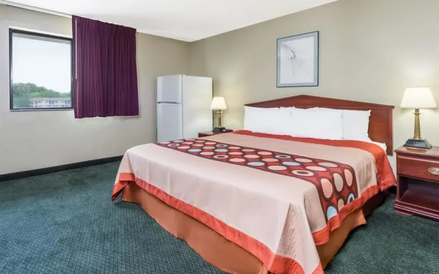 Super 8 Bridgeton/Arpt/St Louis Area