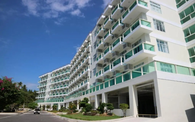 Amazing modern Studio Apartment with full furnishing & private beach