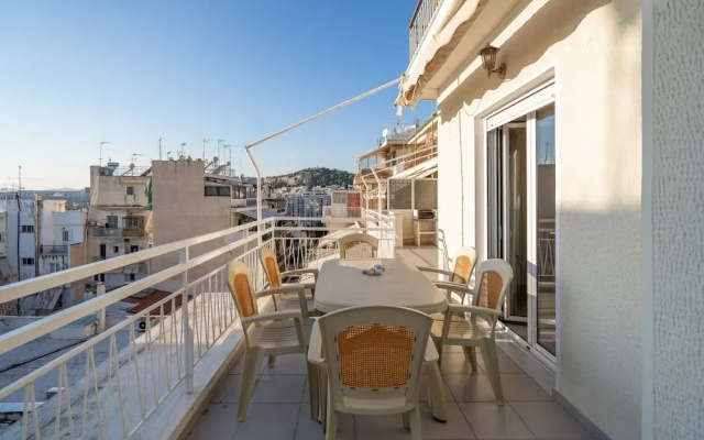 Fotomara sunny and colourful apartment with view