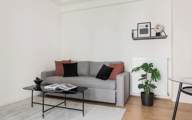 Striking 1BR Apartment in Kolonaki A