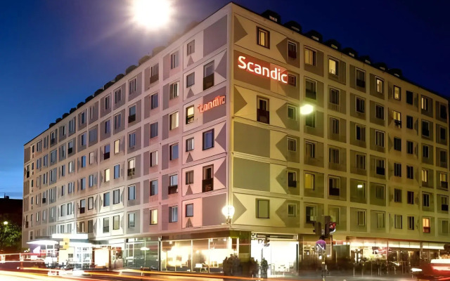 hotelImage