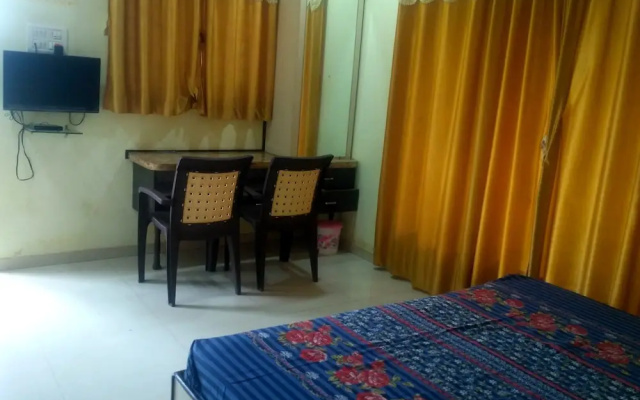 Hotel Om Sai Chattra Icon Residency