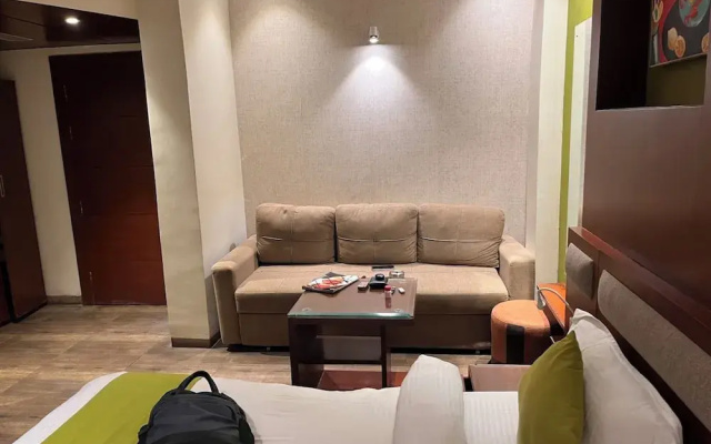 Club central Hotel Bolpur