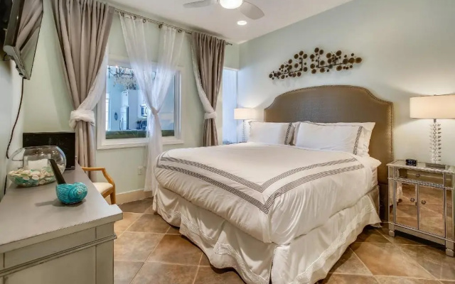 Blue Lagoon by Ryson Vacation Rentals