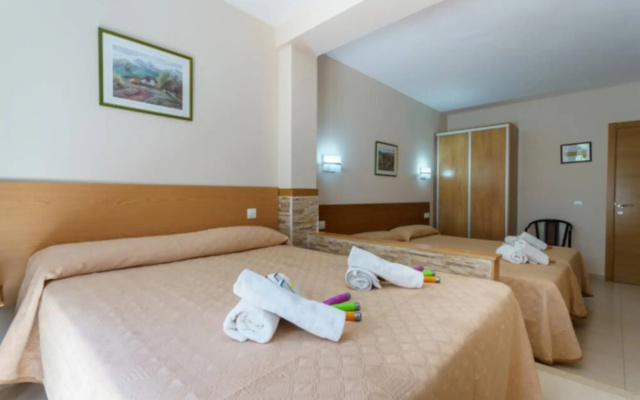 Hostal Costabella - Double Room Standard Rate