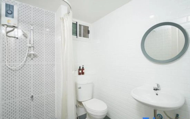 Mitr Inn Mrt Samyot Station - The Grand