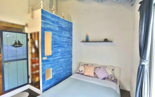 Moon River House