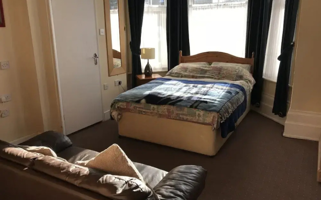 Sunny Lodge Guest House