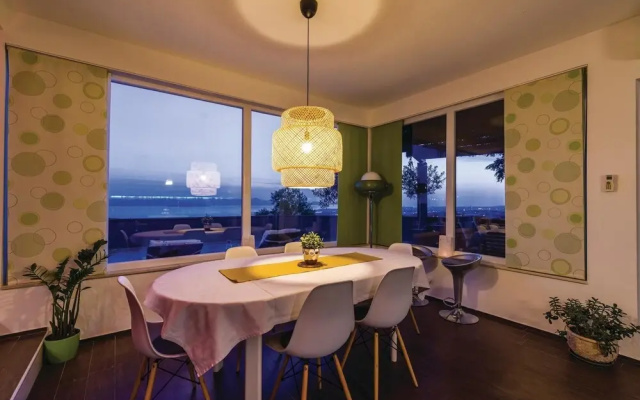 Awesome Home in Zadar With Wifi and 3 Bedrooms