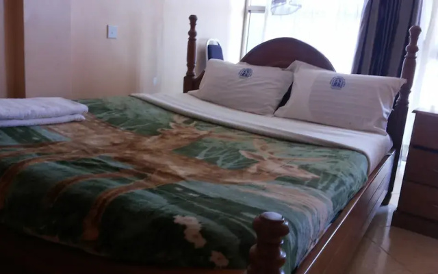 Pauline Hotel