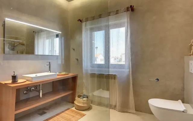 Villa in Stinjan With Pool and Sea View