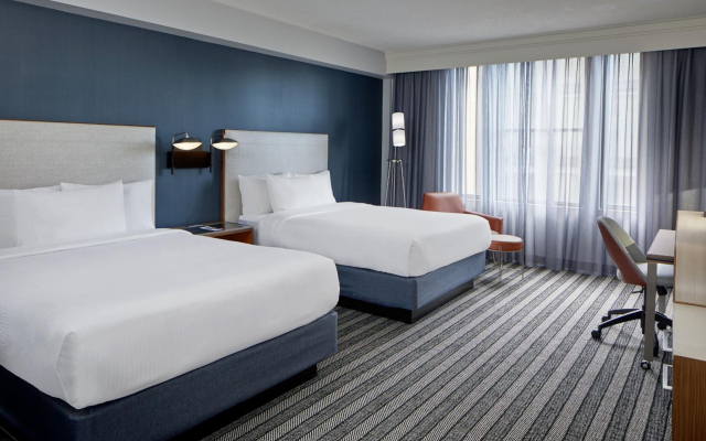 Courtyard By Marriott Nashville Downtown
