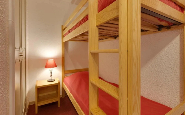 Apartment in Les Deux Alpes by Ski-slopes