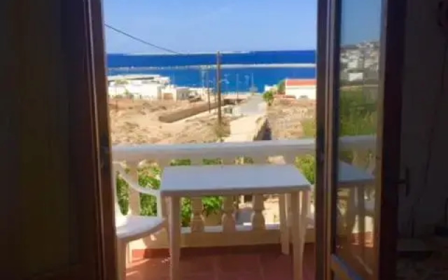 Dimitris Apartments