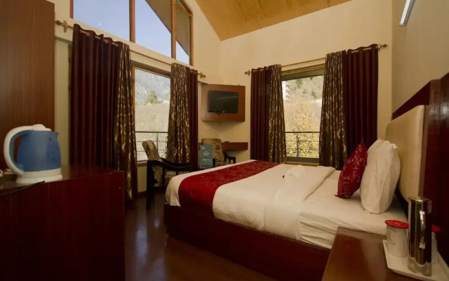 Hotel Eco Groves by OYO Rooms