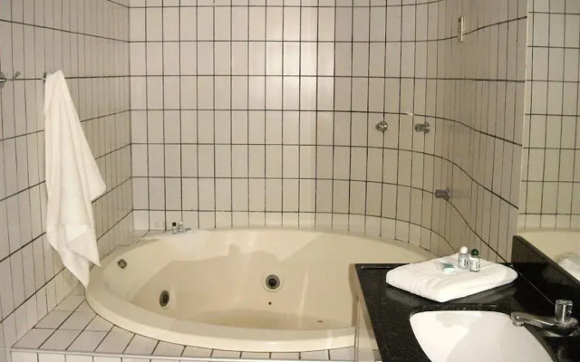 Murano Business Hotel