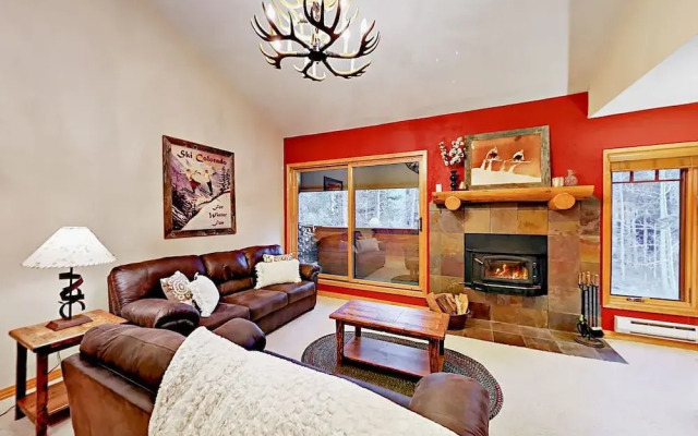 800 Columbine Road Condo Unit B9