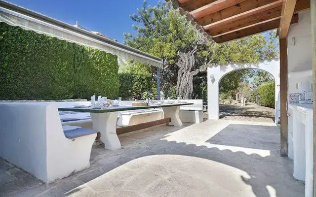 Apartment with beach, garden in Benissa