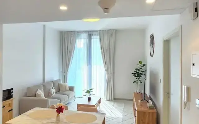 Shiro Elegant Living