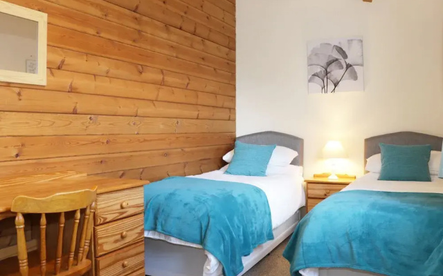 Hill View Lodge 3, Kidderminster