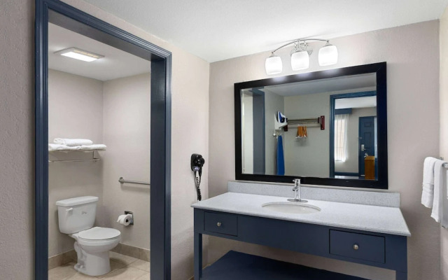 Americas Best Value Inn/carlisle