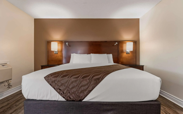SureStay by Best Western Kemptville.