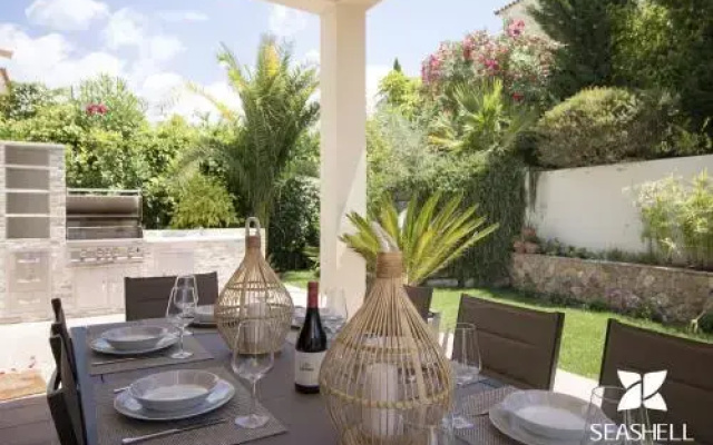 Villa Esmeralda