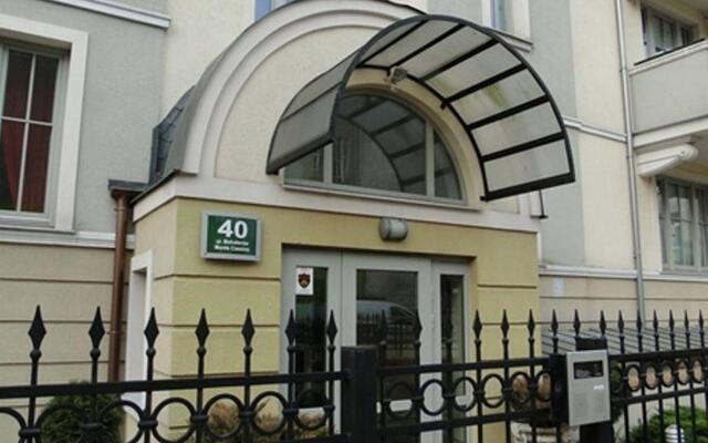 Отель Apartament Wiktor вид на фасад