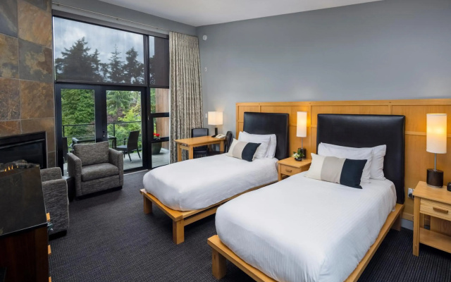Brentwood Bay Resort