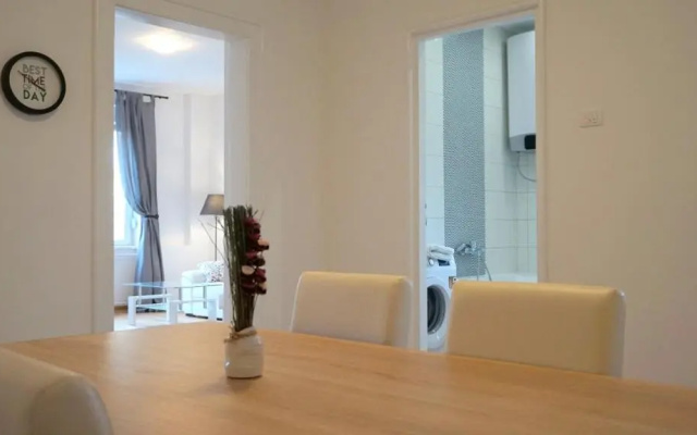 Filin Home Stefanovica 1